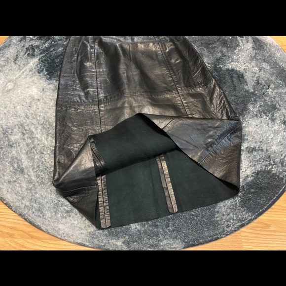 🔹EMPORIO ARMANI🔹EXCELLENT CONDITION • Authentic • England lamb leather. - Picture 9 of 14